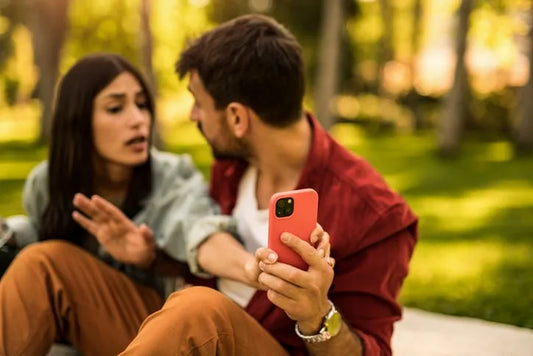 Jealousy vs. Envy: Understanding Their Distinct Yet Intertwined Nature
